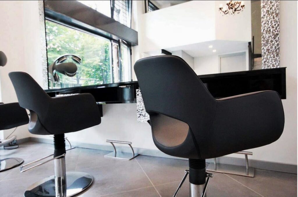 Salone moderno C'est Moi, Sesto San Giovanni.